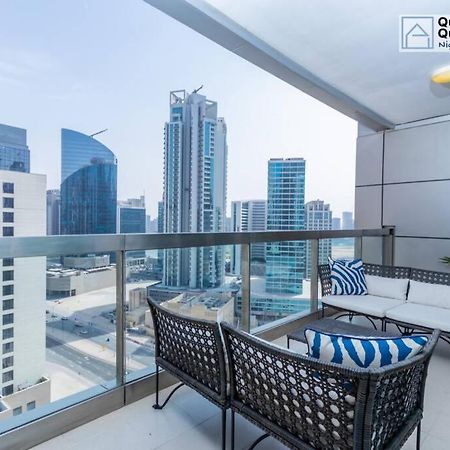 Downtown Cozy Home + Partitioned Living Room Dubai Bagian luar foto